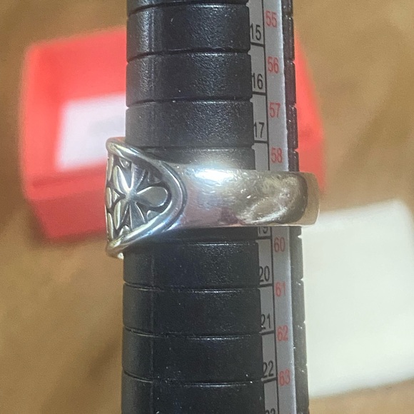 RETIRED James Avery Spring Blossom Flower Band Ring Size 9 - Picture 9 of 13